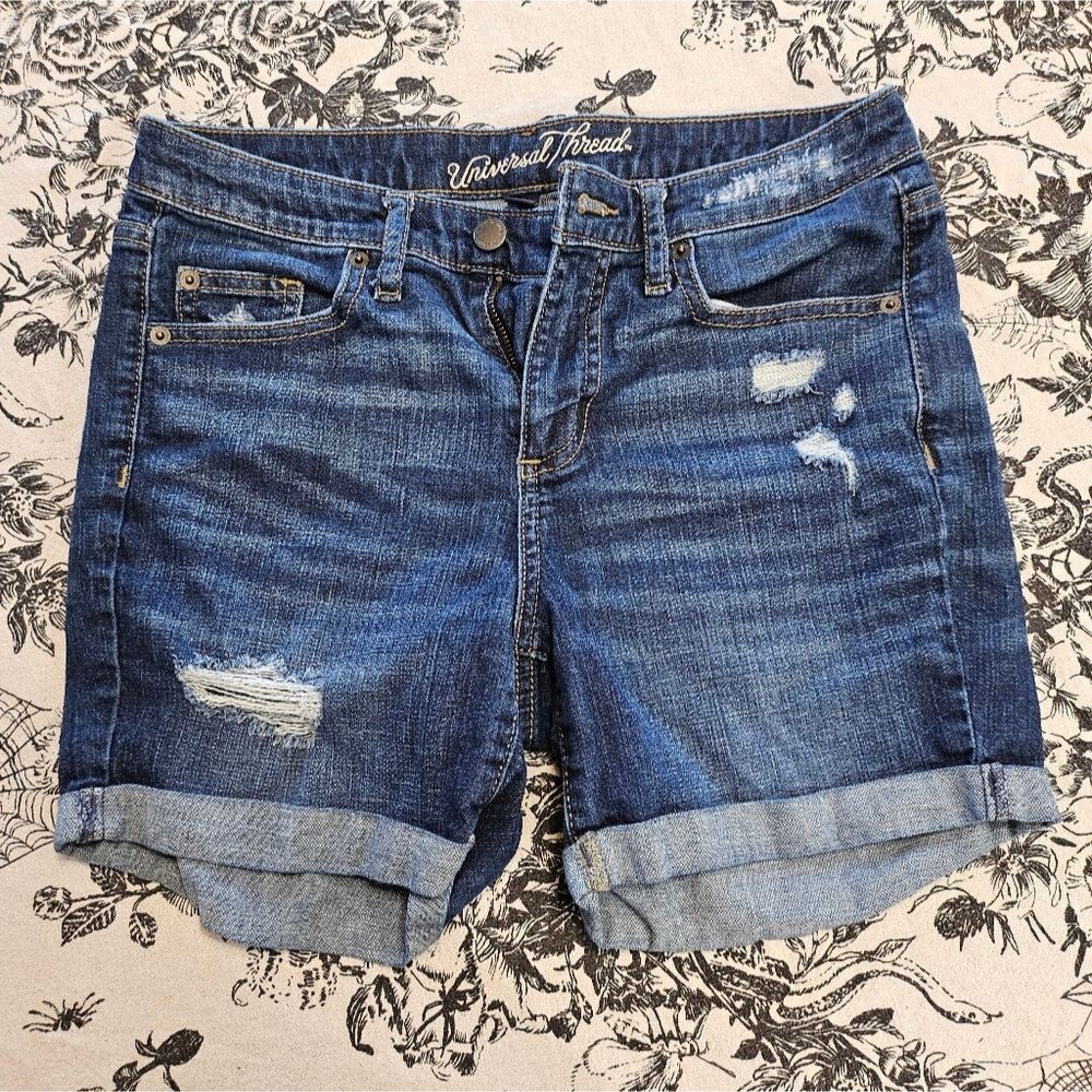 Universal Threads Cuffed Shorts